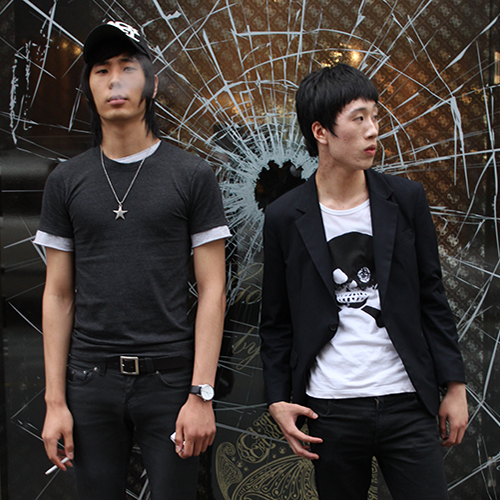 Bae Joon-Hyun och Lee Seung-Woo, två coola sydkoreaner i Seouls Gangnam-distrikt.